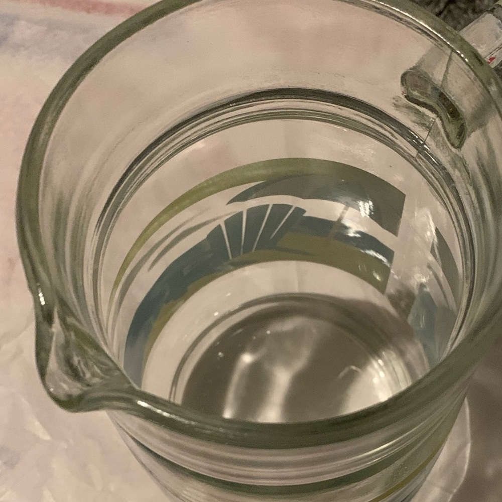 BEAU RIVAGE glass pitcher - Picture 4 of 4